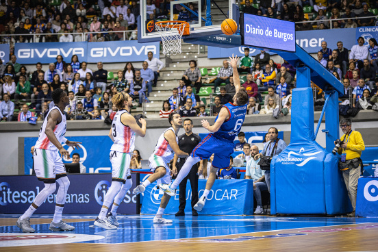 J1 Primera FEB | Silbö San Pablo Burgos-Grupo Alega Cantabria / SPB/Cintia Cortés