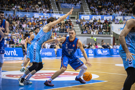 J3 Primera FEB | Silbö San Pablo Burgos-Palencia Baloncesto  / SPB/Cintia Cortés