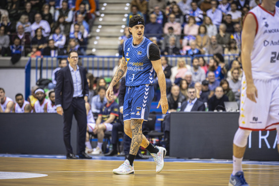 J7 - Recoletas Salud San Pablo Burgos-MoraBanc Andorra  / SPB/Cintia Cortés