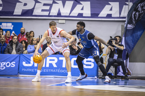 J7 - Recoletas Salud San Pablo Burgos-MoraBanc Andorra  / SPB/Cintia Cortés